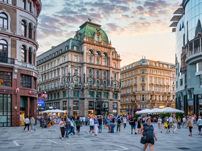 Co i gdzie zjeść w Wiedniu. Najlepsze restauracje, kawiarnie i lokalne przysmaki.